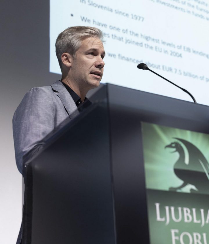 Simon Savšek, Head of the EIB Group Office